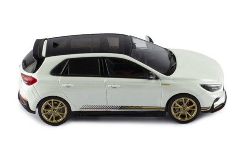 IXO 1/43 MOC336 - Hyundai i30 N Drive-N Limited Edition - Pearl White - Picture 6 of 8