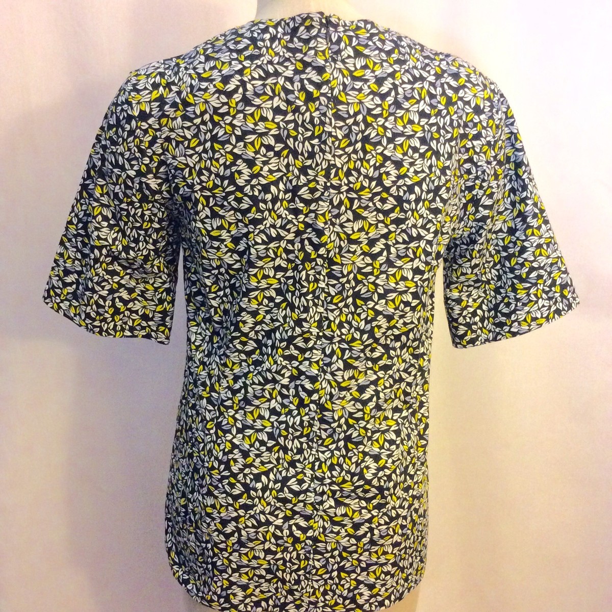 NWOT Marni $790 Short-Sleeve Graphic Floral Italian Cotton Print