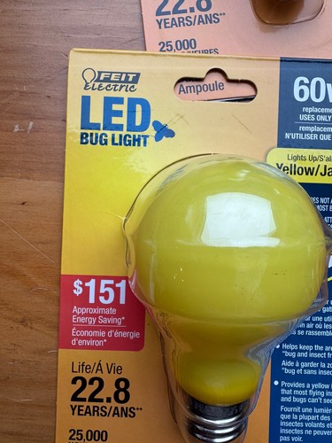 4 NEW Yellow LED Bug Light Bulb 5 watt (60w Replace) A19 Indoor/Outdoor - Picture 5 of 9