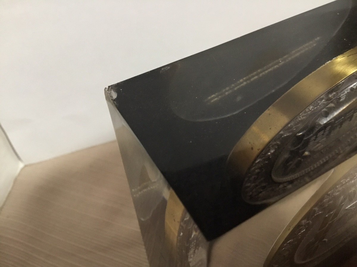 EXPO70 メダル PANASONIC Vintage EXPO 70 World's Fair Bronze Medal Floating In Lucite