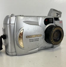 Olympus D-460 Zoom Digital Camera - TESTED
