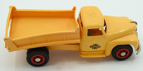 Vintage 1950s International Harvester Dump Truck PMC Dealer Promo - 第 1/5 張圖片