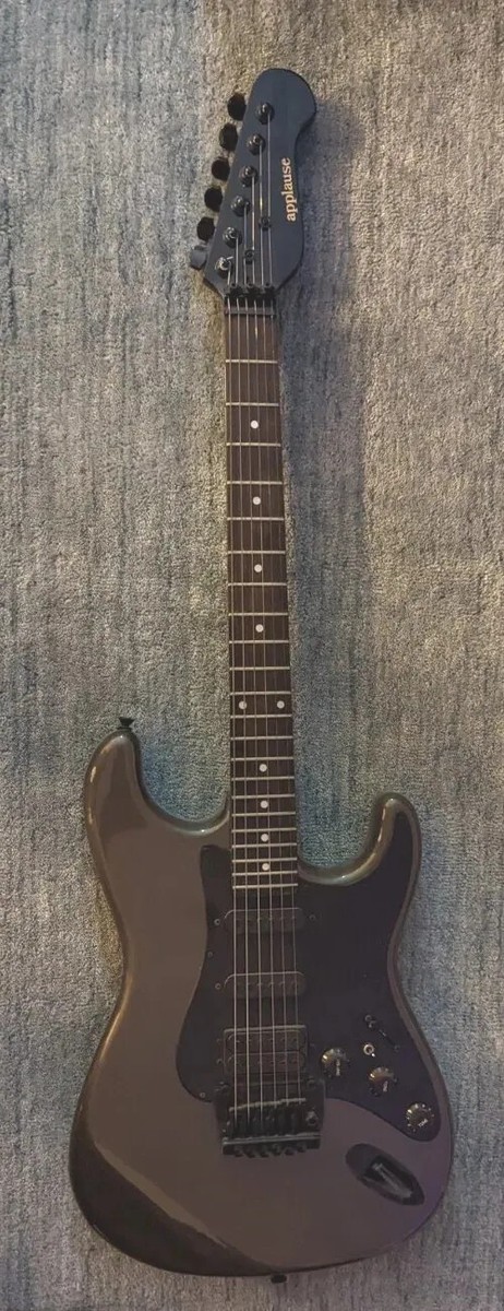 RARE - Applause by Ovation - Strat Electric Guitar / Floyd