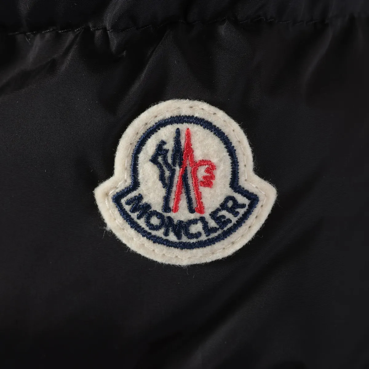 Moncler AVOCE 23 years Nylon Down jacket 2 Ladies' Black  I20931A00075 thumbnail 3