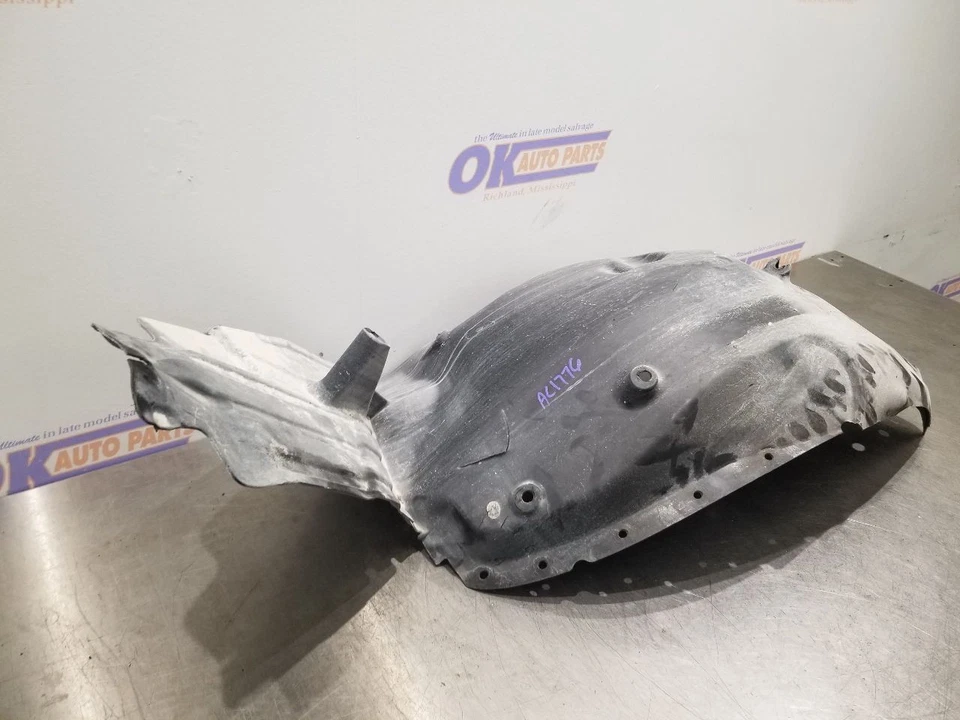 11 MERCEDES BENZ SLS AMG C197 GUARDABARROS FORRO SECCIÓN TRASERA PASAJERO DERECHO Foto 4 de 4