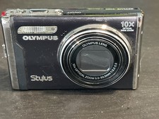 Olympus Stylus-9000 12 Megapixel Digital Camera untested no charger look