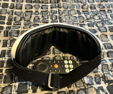 Eye massager with Bluetooth