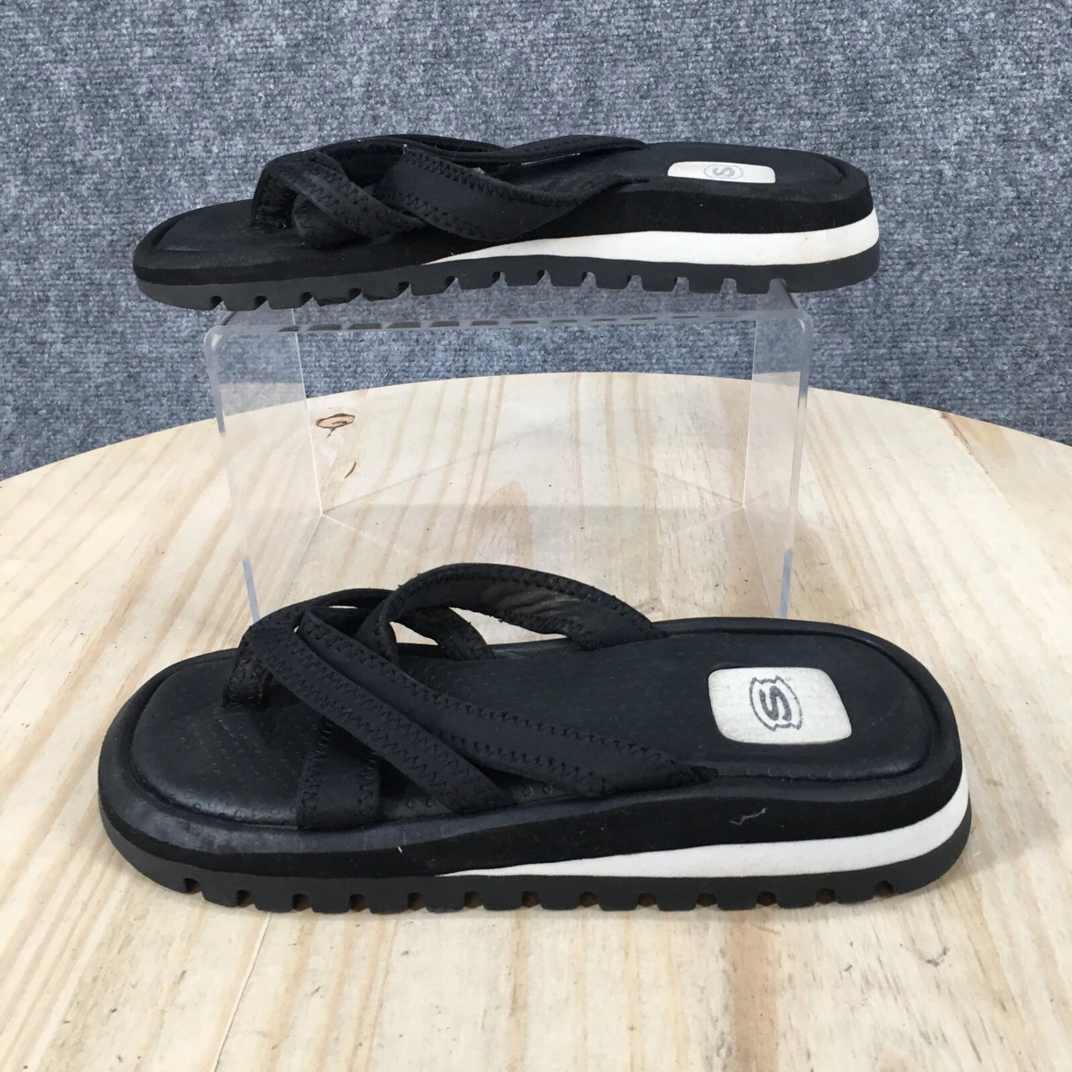 Sketchers flipflop shop