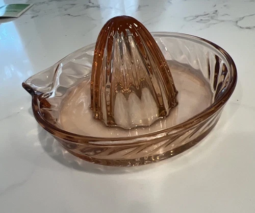 Pink Glass Reamer Juicer for Oranges Lemons