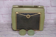 1950s RCA Victor Portable Tube Radio Green Bakelite As-Is Untested - Rare