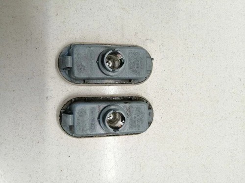 VW BORA Variant 1J6 Kotflügelblinker vorne rechts 1J5949117A 1.90 17070341