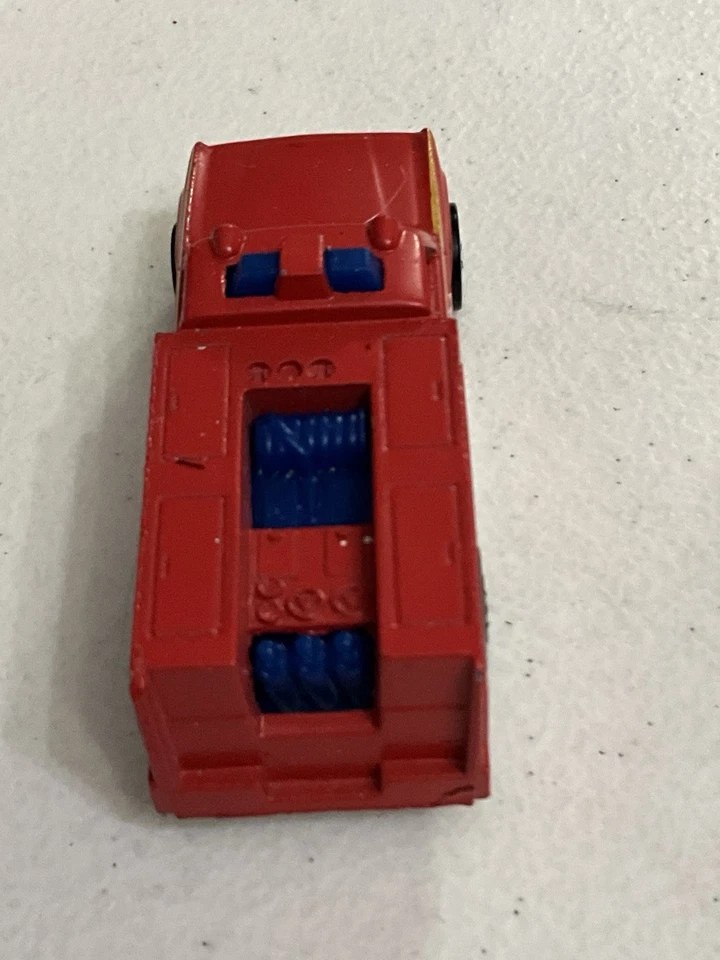 Vintage 1974 Hot Wheels Mattel Emergency Unit Truck Die-Cast - Image 3 of 4