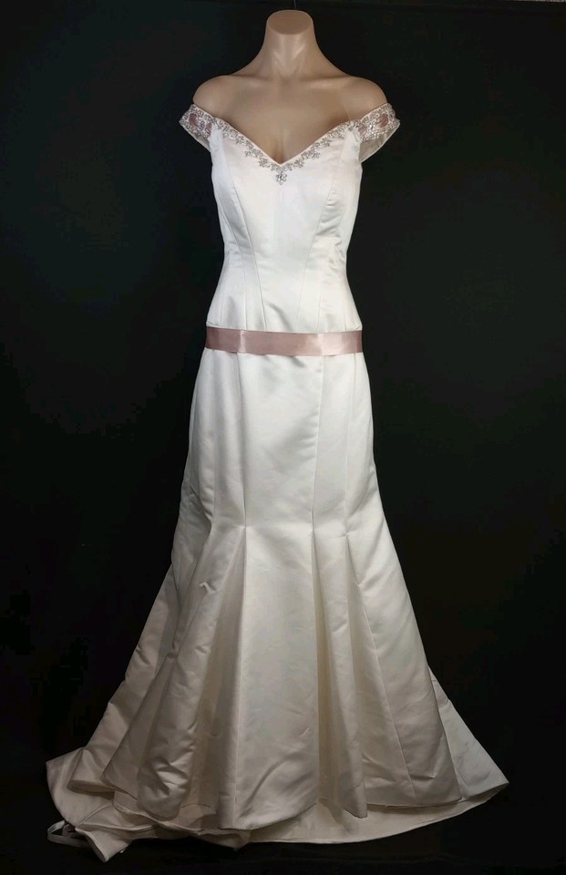 Jasmine Embellished Full Length Bridal Wedding Gown Women's Size 12 Ivory V Neck