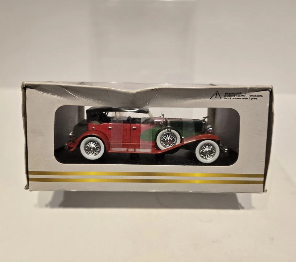 Signature Models 1934 Duesenberg 1:32 Scale Die Cast Red Green New Sealed 1/32 - Image 3 of 4