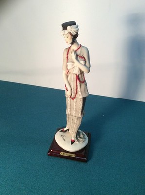 SIGNED GIUSEPPE ARMANI LADY WITH NECKLACE RED BEADS FLORENCE ITALY FIGURINE 11''