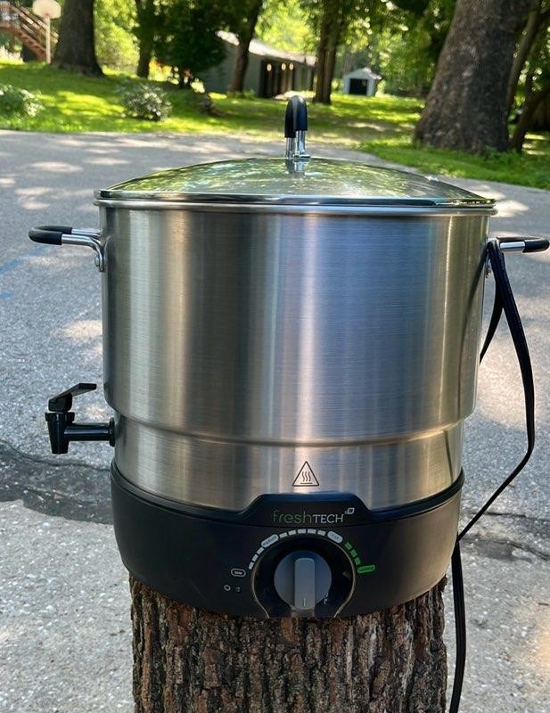 Ball FreshTech Electric Water Bath Canner 21 qt Stainless Steel w/ Lid
