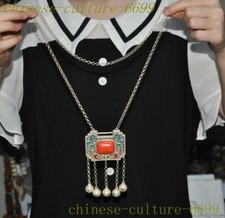 Old China Tibetan silver inlay ruby Luck bird pingansuo lock statue pendant