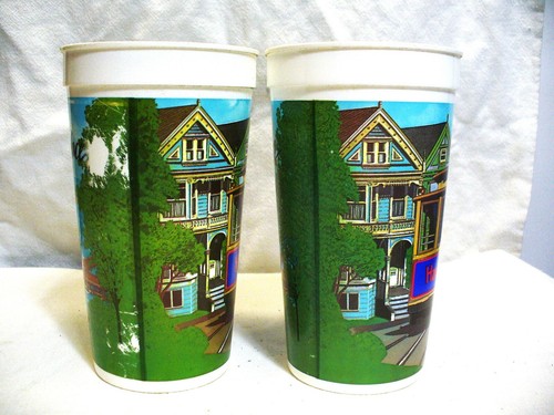 TWO Vintage 1993 Hardee's "The Frisco Taste Place" 6 3/4" tall Plastic Soda Cup - Bild 4 von 13