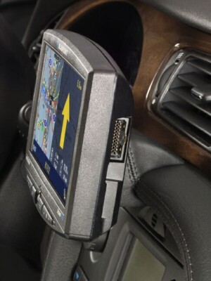 KUDA Handy Halterung 297125 passend für Navi Jaguar S-Type ab 03/2002