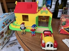 Rare Vintage Dekker Toys Noddy’s Toytown House Play Set & Figures With Box