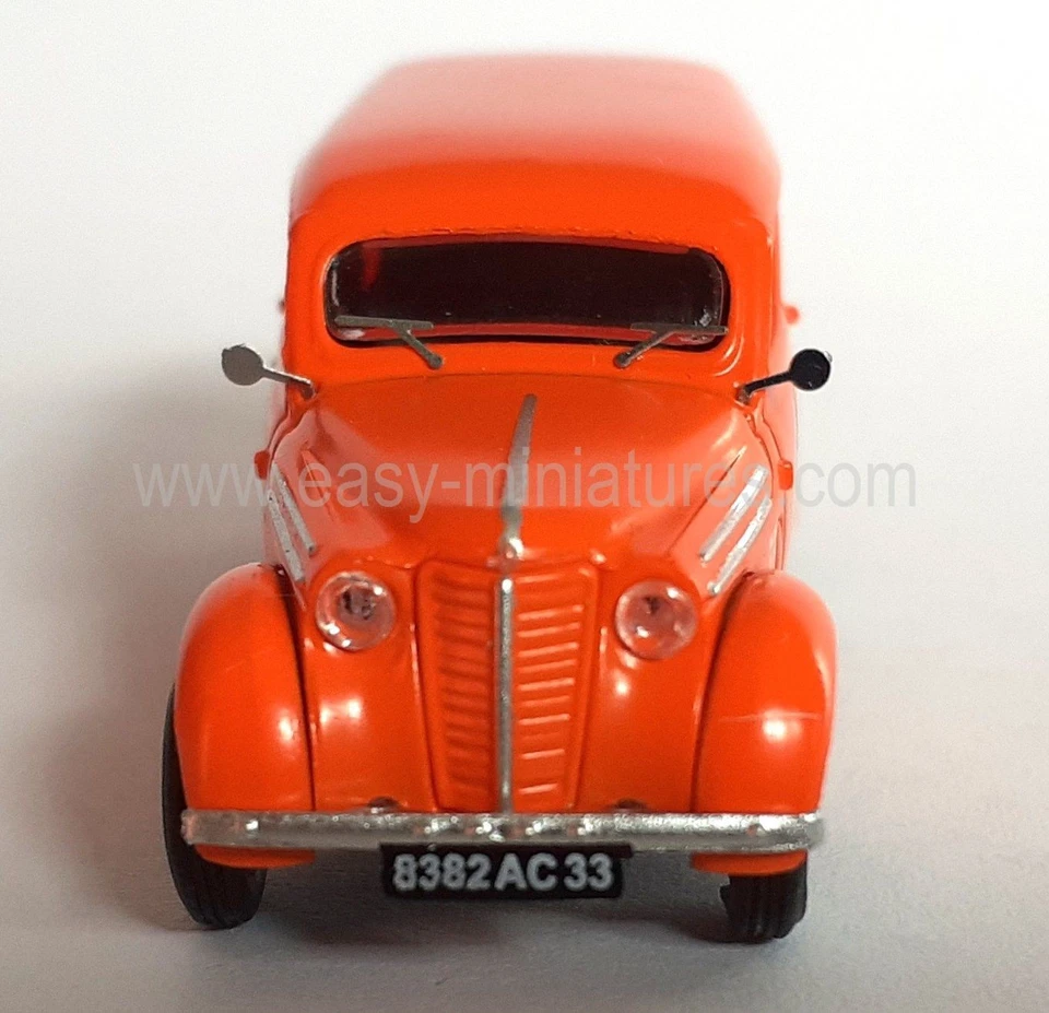 REE CB-205 - Renault JUVAQUATRE Fourgon tôlé Orange RENAULT - HO (1:87) - Photo 3/4