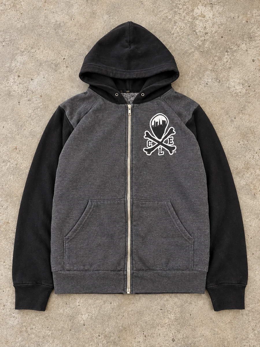 25+ Long Sleeve Hoodies & Sweatshirts for Men with Vintage Full