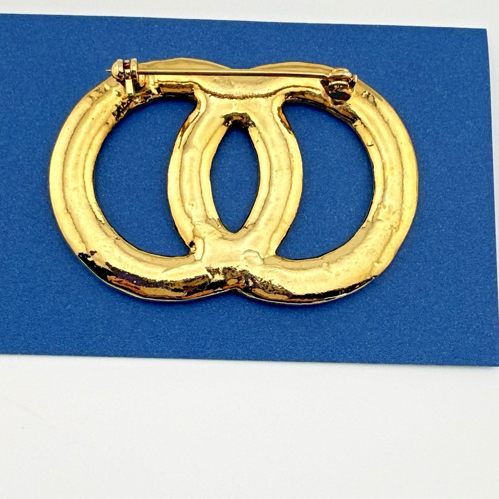 Rhinestone Infinity Link Double Circle Brooch Gol… - image 4