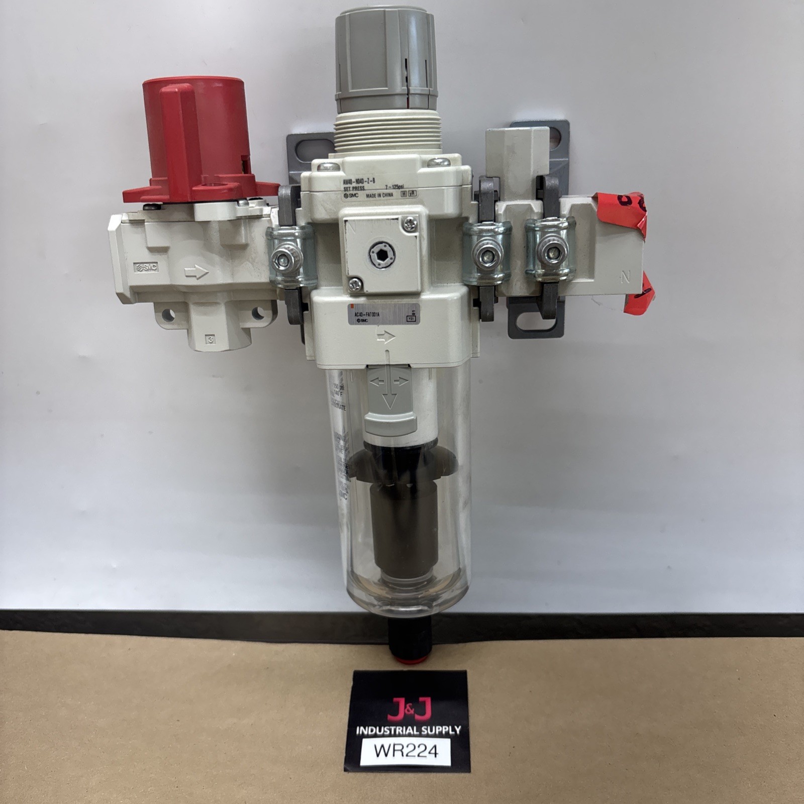 *NEW SURPLUS* Smc AC40-FAT001A AW40-NO4D Set Press Combo Modular 3/4"