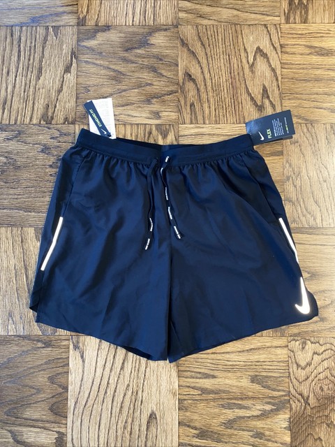 Large Mens Nike Flex Stride 7\