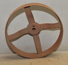 Antique cast iron 12" diameter flat belt shaft pulley hit & miss fly wheel tool