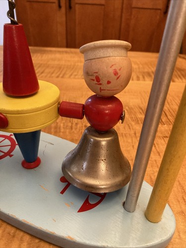 Vintage 1930-1940’s PLAYSKOOL Wooden Flip Toy Bell Ringing Whimsical Sailors - Picture 5 of 14