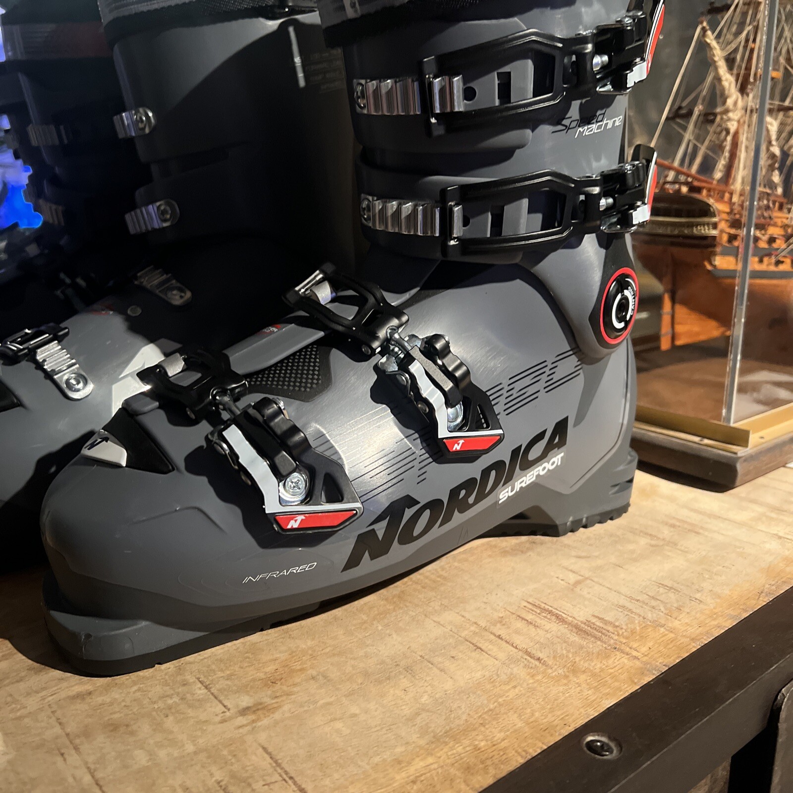 SALOMON STIVALI DA SCI NORDICA Surefoot taglia 9 5 27 5 usati a malapena LEGGI MANCA UNA SCHIUMA