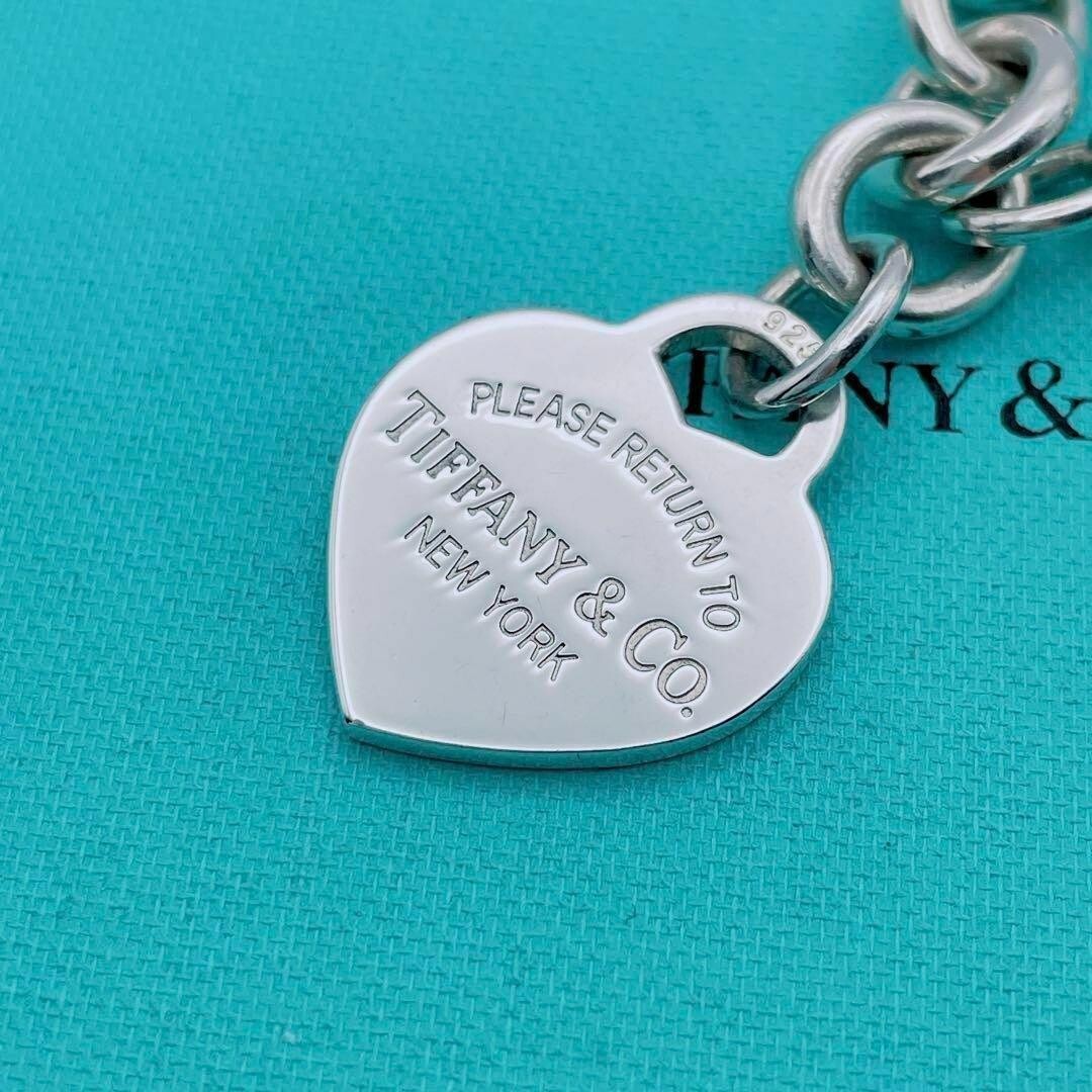 Tiffany & Co.Return to Tiffany Large Heart Charm Tag