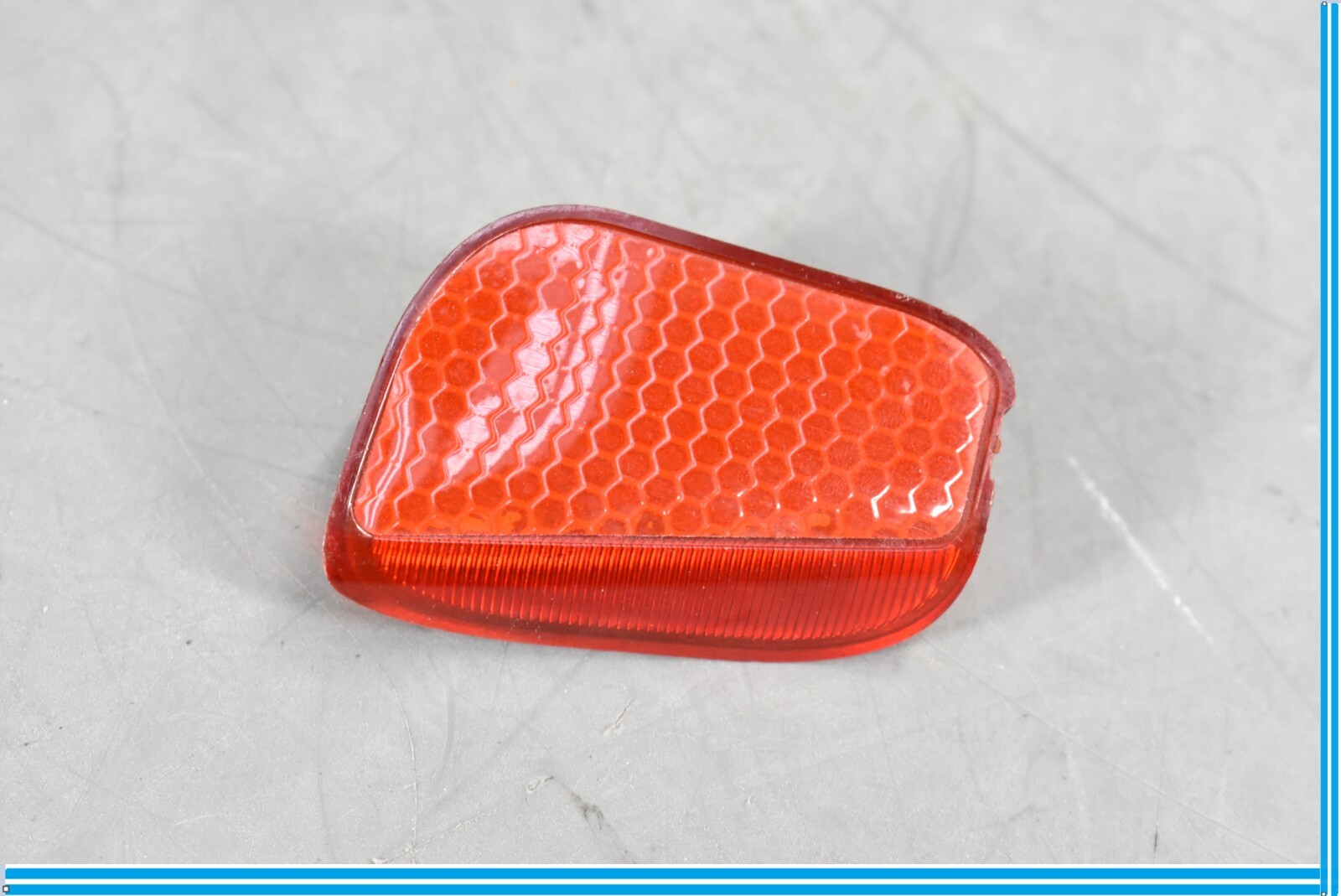 Maserati Quattroporte 2004-2012 Front Right Reflector