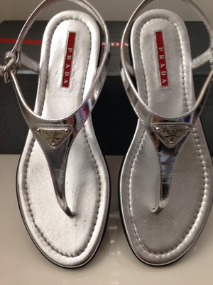 prada thongs