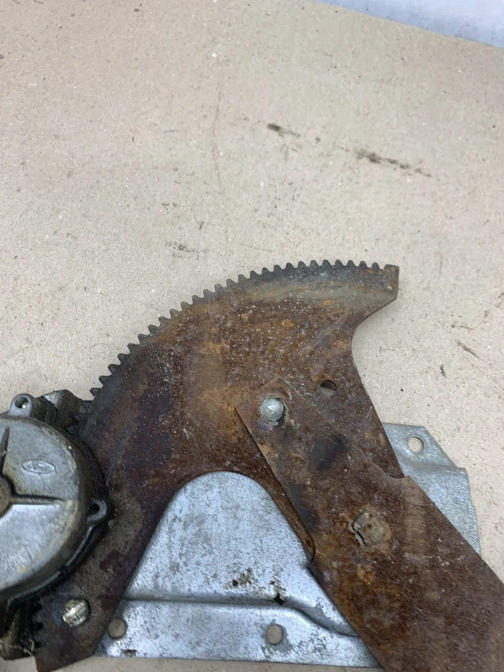 1981 82 83 86 87 89 90 91 92 FORD F150 F250 REGULADOR DE JANELA DE ENERGIA DO MOTORISTA ESQUERDO O - Imagem 4 de 4