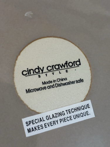 Lot of 4 Cindy Crawford Oceanview Dinner Plate Sand Embossed Shells Tan coastal - Picture 3 of 3