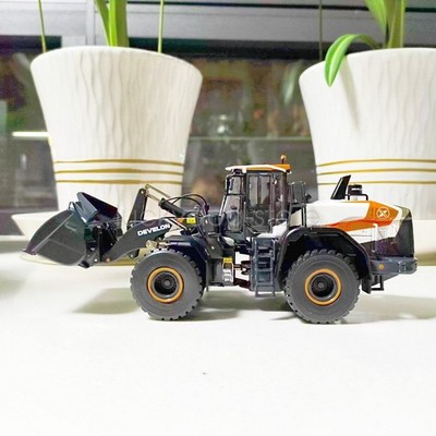 1/50 Scale DEVELON CONCEPT X Wheel Loader Diecast Model Toy Gift NEW