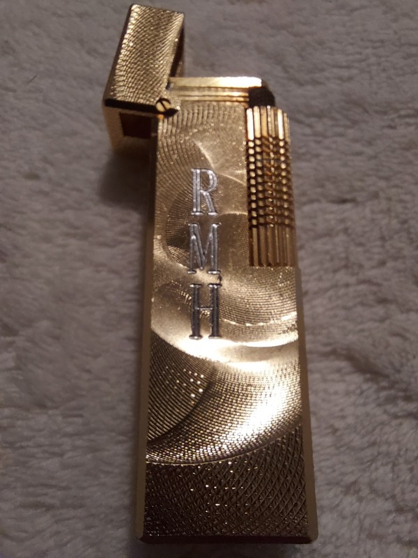 Vintage & Unique COLIBRI Lighter. Beautiful Classy Gold Pattern-Japan