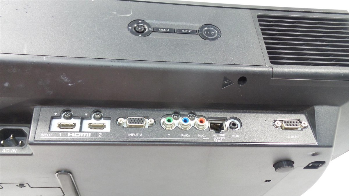 【未使用品】SONY VPL-HW30ES プロジェクター本体 20111107173155_41_.jpg