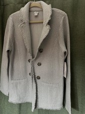 Beautiful, silver Chicos blazer NWT, size 2 Retail 139.00