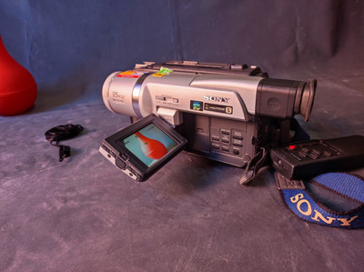 Sony DCR-TRV125E Hi8 video8 8mm Cassette Tape Handycam Video