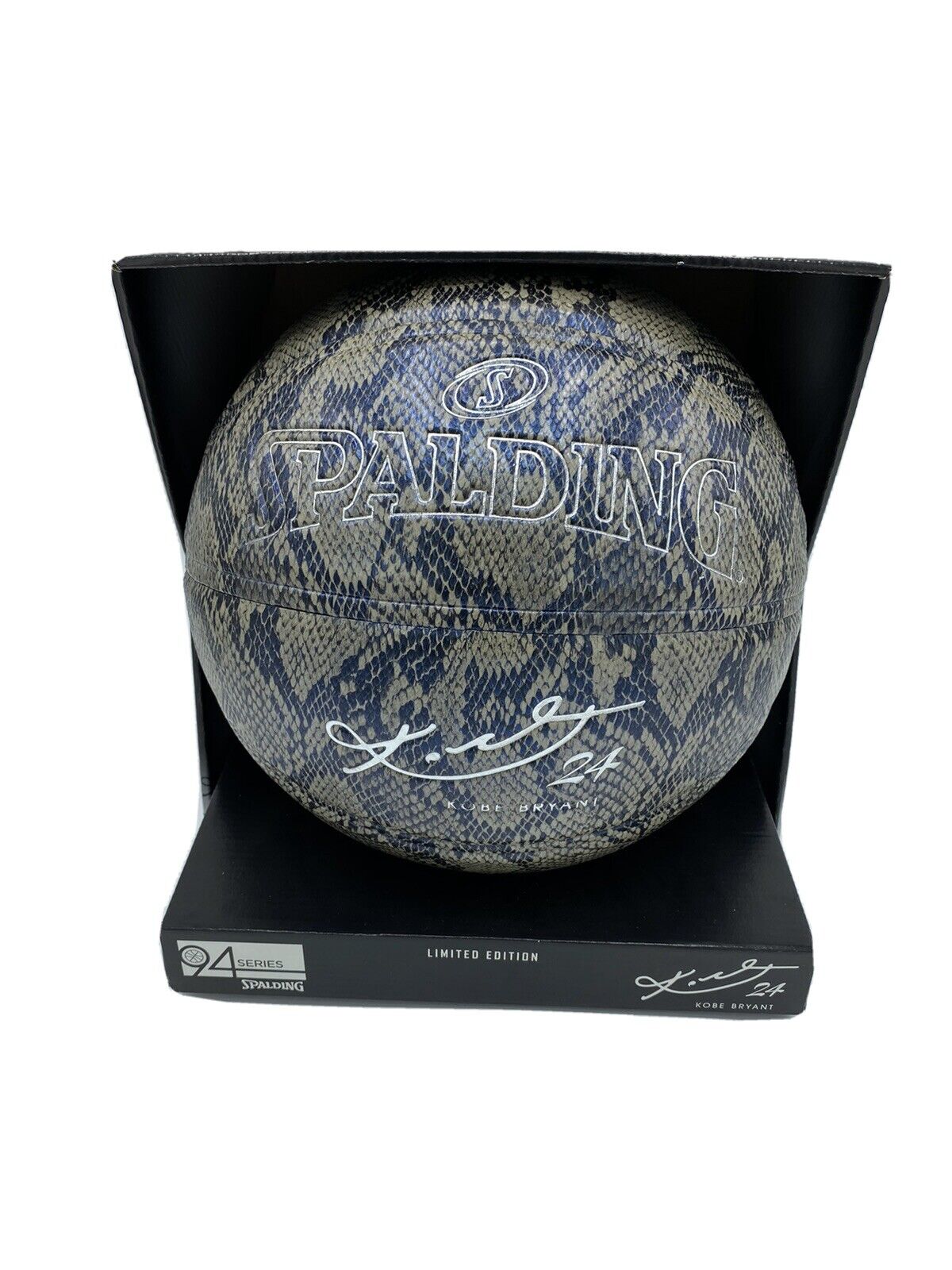 Bola Basquete Spalding Black Mamba - NBA CLASSICS