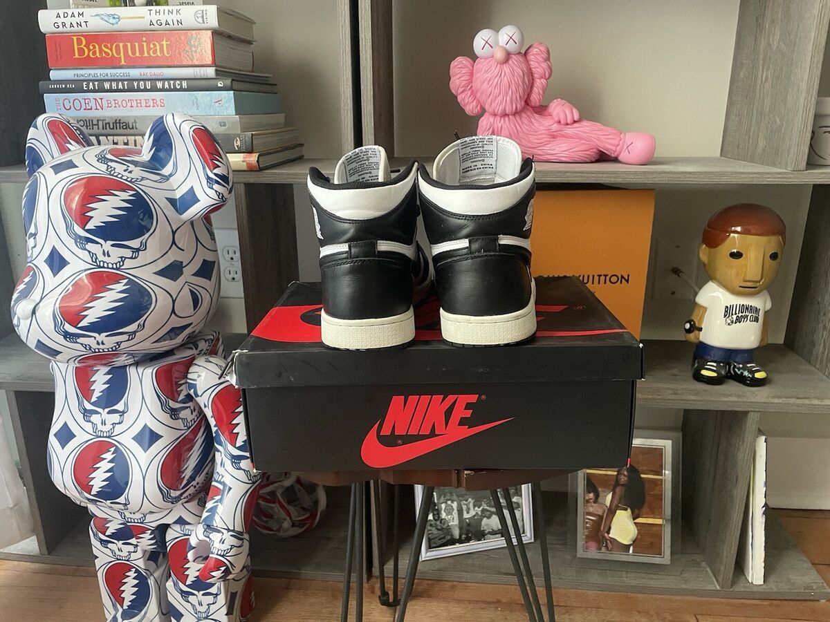 Nike Air Jordan 1 Retro OG 2014 High Black White (555088-010 Nike Air Jordan 1 Retro OG 2014 High Black White (555088-010