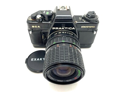 Pentacon Praktica BCA mit Beroflex MC Auto Zoom 1:3,5-4,5/35-70 mm