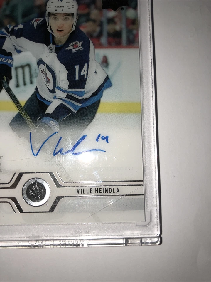 Ville Heinola 2019-20 Upper Deck Clear-Cut Hockey Autograph No. CC-VH (Sealed) - Image 3 of 3