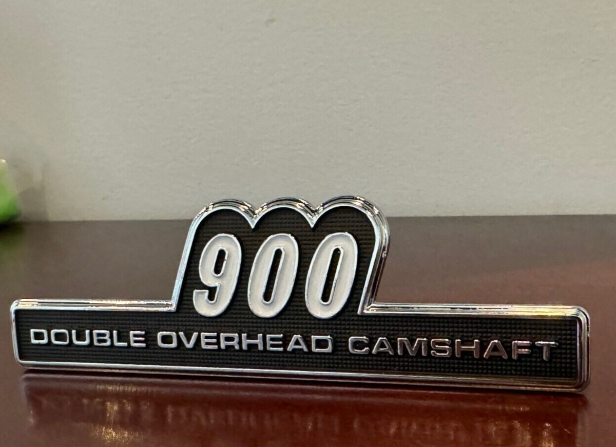 1973-1975 Kawasaki Z1 900 Side Cover Emblems w/clips 56018-139