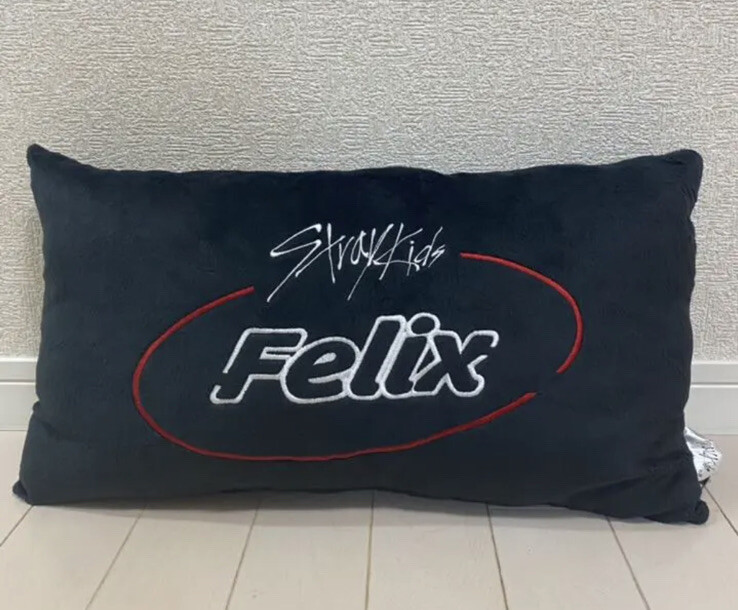straykids Felix 特大クッション 110cm straykids Felix 特大