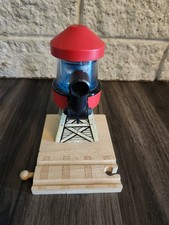 Thomas the Tank Engine Wooden Train Railway Red Water Tower 2001 Gullane