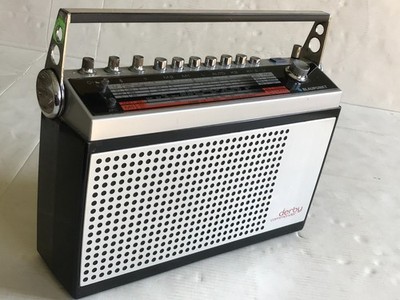 Altes Kofferradio Derby Commander von Blaupunkt mit Unterlagen *